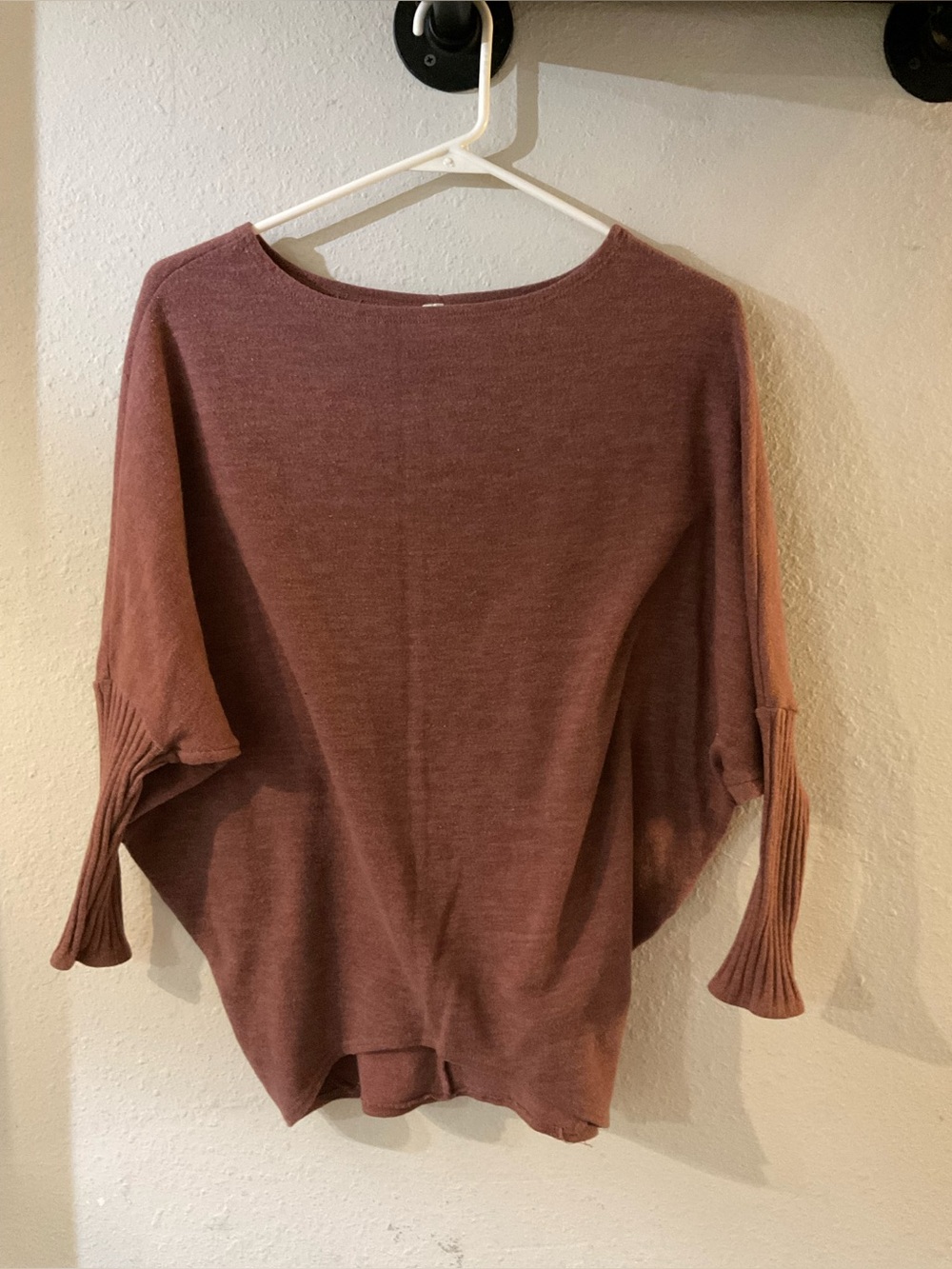 Women's Mauve Batwing Sleeve Knit Sweater